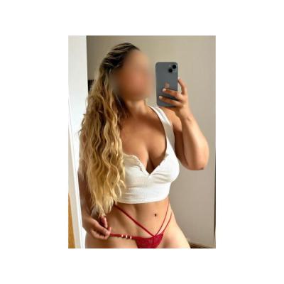 ISABELA CURVY DE VUELTA