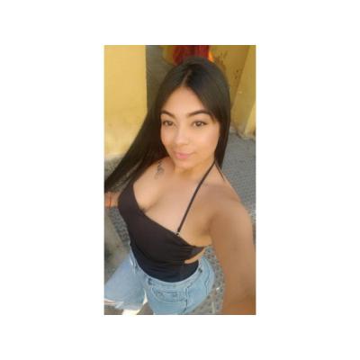 VEN Y PIERDETE ENTRE MIS CURVAS