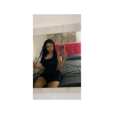 JOVENCITA SUPER PROVOCATIVA Y ADICTIVA