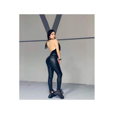 CUEVAS DE ESCÁNDALO BELLEZA LATINA 