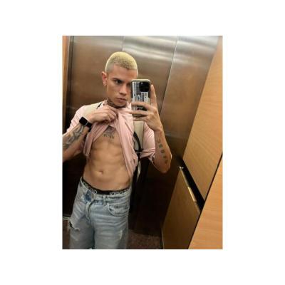 GUAPO, COLOMBIANO Y DOTADO