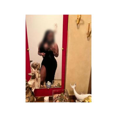 ELEGANTE Y MUY ABIERTA, LA MUJER IDEAL