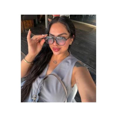 ESPAÑOLA ANA RIOS CERCANA 24H