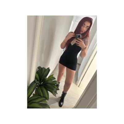 PELIRROJA RECIEN LLEGADA 24H