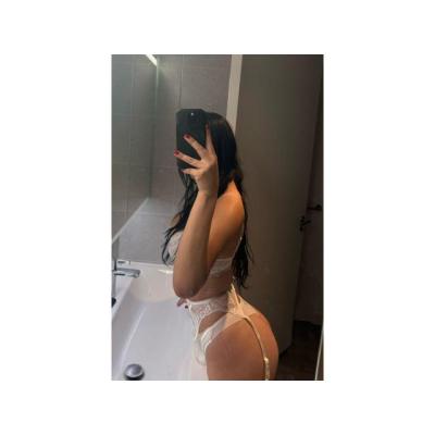 con la curiosidad a tope. . . Llamame!!!