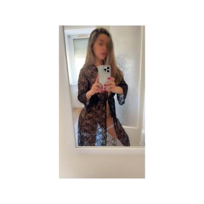 NIKOL HERMOSA ESPAÑOLA CANARIA NOVEDAD