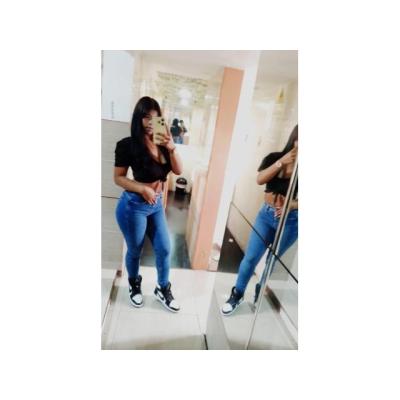 DANIELA UNA SEXY JOVENCITA