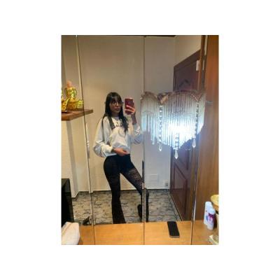 CHARLOTT UNA SEXY JOVENCITA