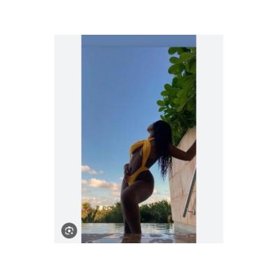 ESTEFANI IMPRESIONANTE MULATA BRASILEÑA