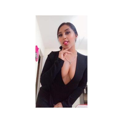 ME DESPERTE CON GANAS DE UNA RICA POLLA