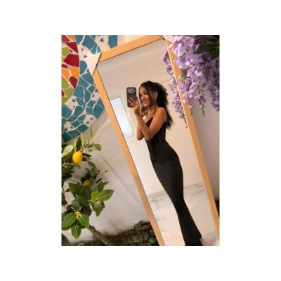 LATINA ARDIENTE Y APASIONADA