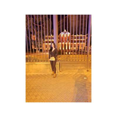 HUYE DE LA RUTINA JUNTO A SEXY VENEZOLANA 