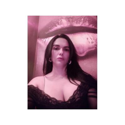 HUYE DE LA RUTINA JUNTO A SEXY VENEZOLANA 