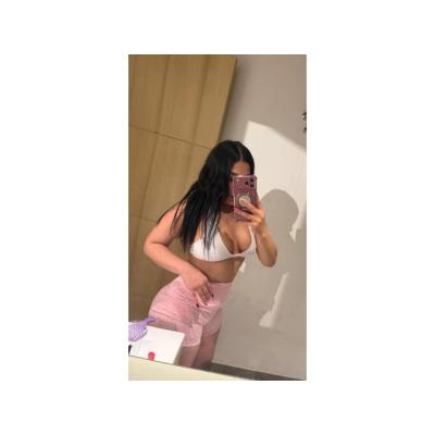 JOVEN , CARITA DE ANGEL COLOMBIANA
