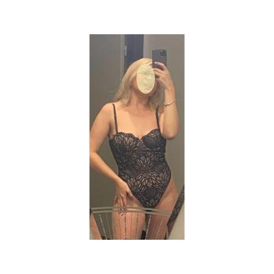 CAMILA IMPRESIONANTE RUBIA LATINA NOVEDAD