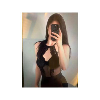 EMI SEÑORITA ASIATICA MASAJISTA PROFESIONAL