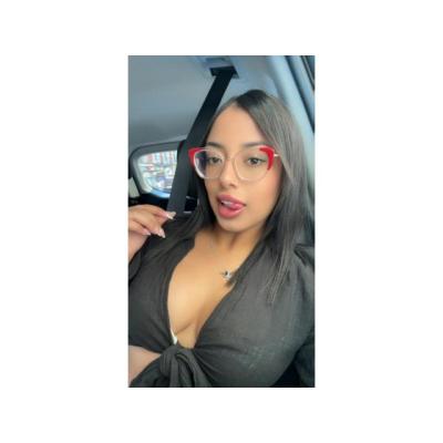 CAMILA TRAVIESA Y SEXY RECIEN LLEGADA