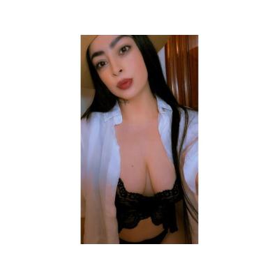 ESTEFY COLOMBIANA GUAPÍSIMA RECIÉN LLEGADA