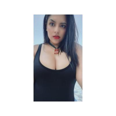 Sol sexy morena latina