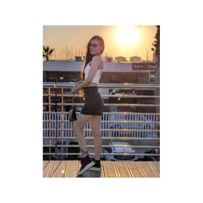 VIVETE UNA PORNO CONMIGO