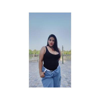Sol sexy morena latina
