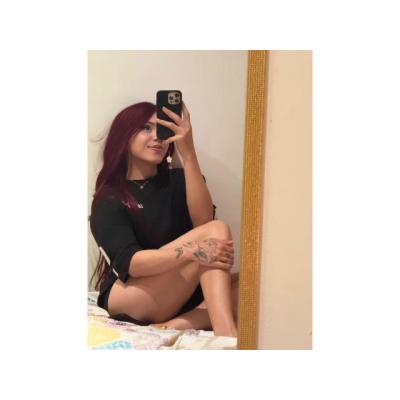 ZOE JOVENCISIMA TRANS PELIRROJA COLOMBIANA