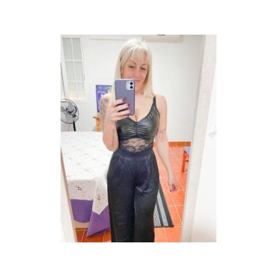 KARINA ARGENTINA RUBIA EXPLOSIVA MADURITA