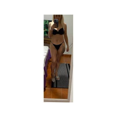 KARINA ARGENTINA RUBIA EXPLOSIVA MADURITA