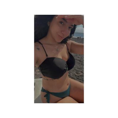 SCARLETT  BELLA Y TRAVIESA