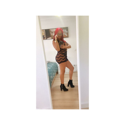 chica linda y cariñosa