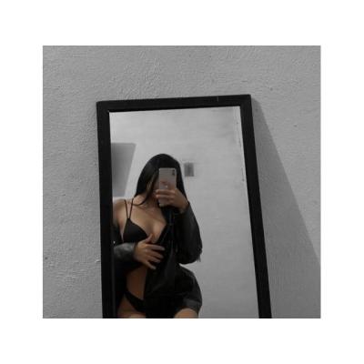 Masajista Latina RICA HERMOSA 