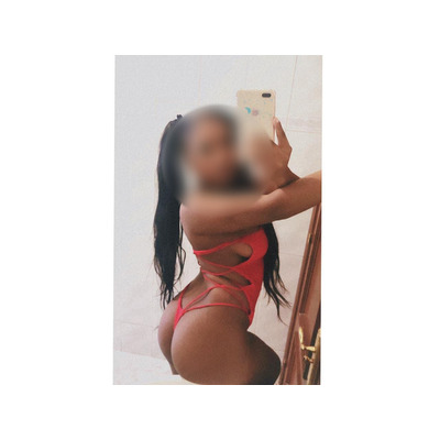 Dominicana caxonda y 