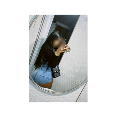 ESTUDIANTE SUPER CARIÑOSA Y DIVERTIDA