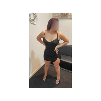 ESTEFANIA HERMOSA Y SENSUAL  JOVENCITA