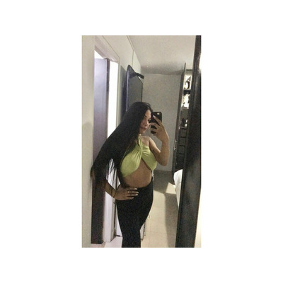 EVANA UNA SEXY MASAJISTA