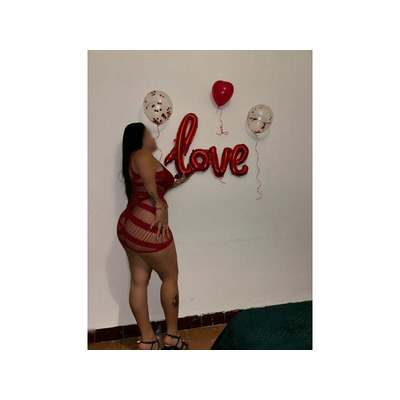 MASAJISTA SEXY CON MANOS DE SEDA