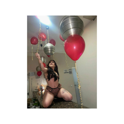 TODA UN BOM BOM
