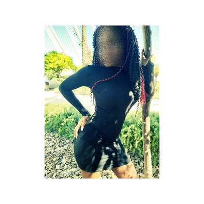 hermosa morenaza latina.