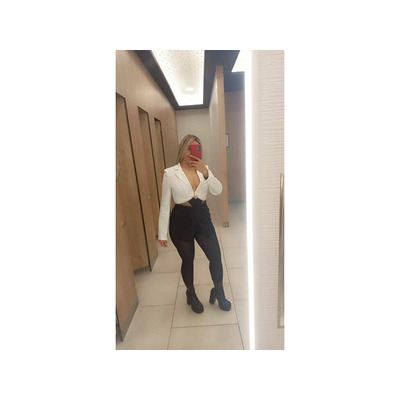 SOY FIESTERA Y BIEN CALIENTE