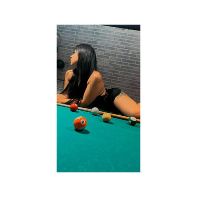 JUGUETONA Y SENSUAL CHICA 