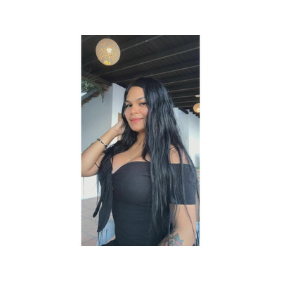 HERMOSA LATINA SENSUAL Y DISCRETA