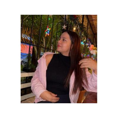 CUATRO AMIGAS LATINAS GUAPISIMAS 24H