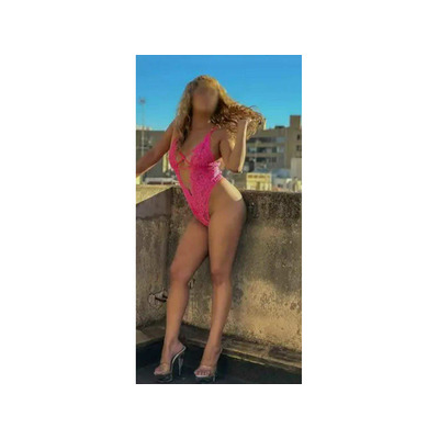 rubia cubana de paso por la zona, 50€