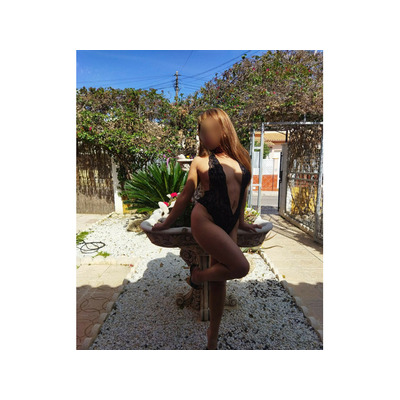 rubia cubana de paso por la zona, 50€