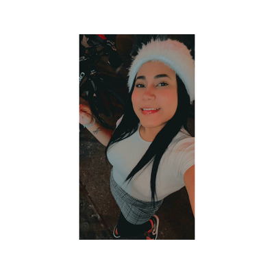 JOVENCITA IMPLICADA Y TRAVIESA