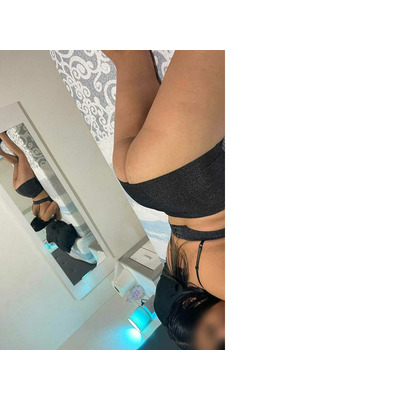 MAMASITA SOLITA EN CASA BUSCA TU COMPAÑIA