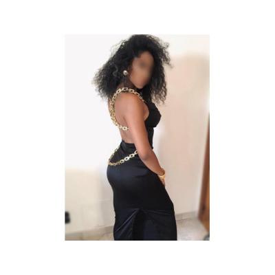NICOL CALLE TOTANA DISCRETA DOS VECES 40 €